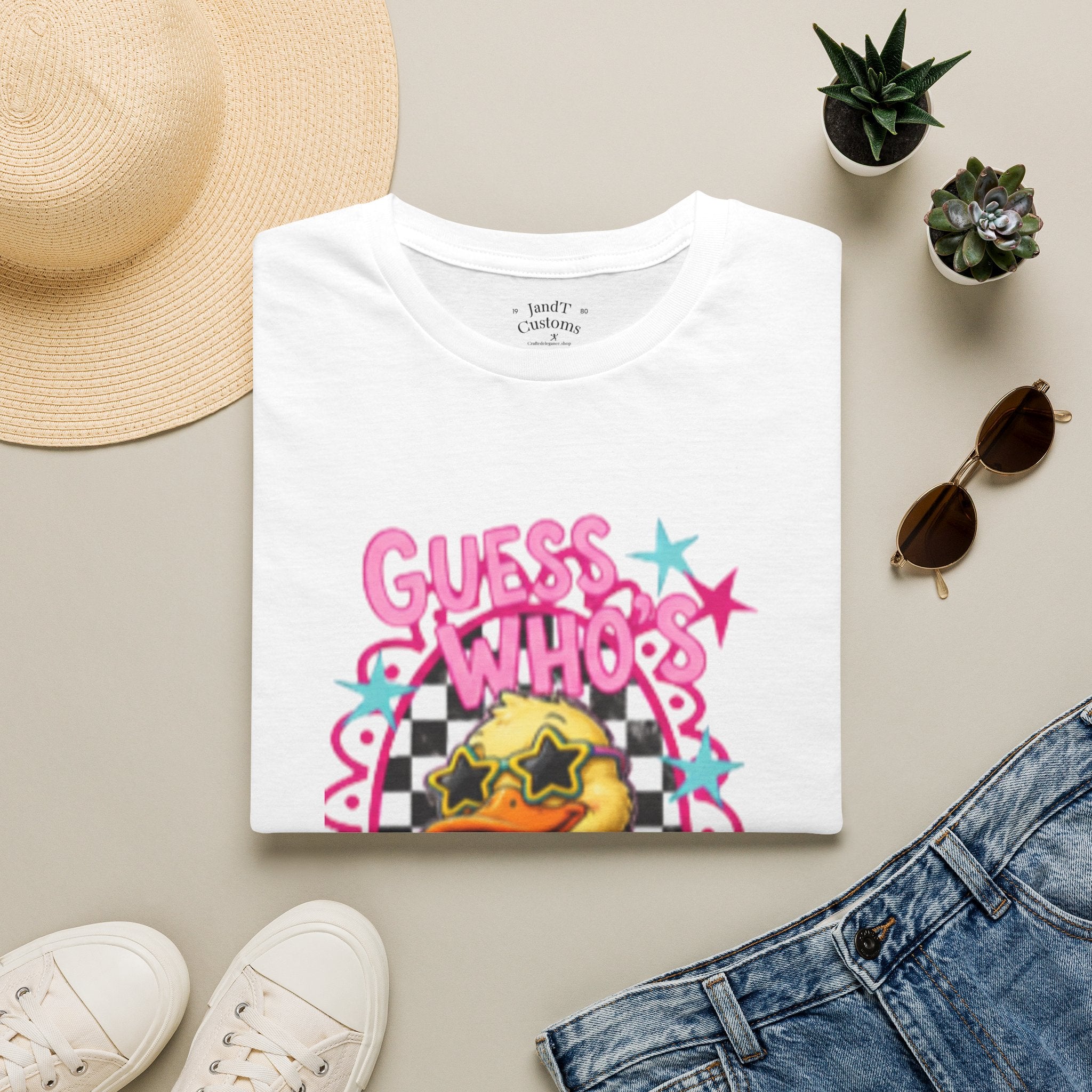 Back to School Duck Graphic T-Shirt — "Guess Who's Back" Retro Pop Cartoon Tee
